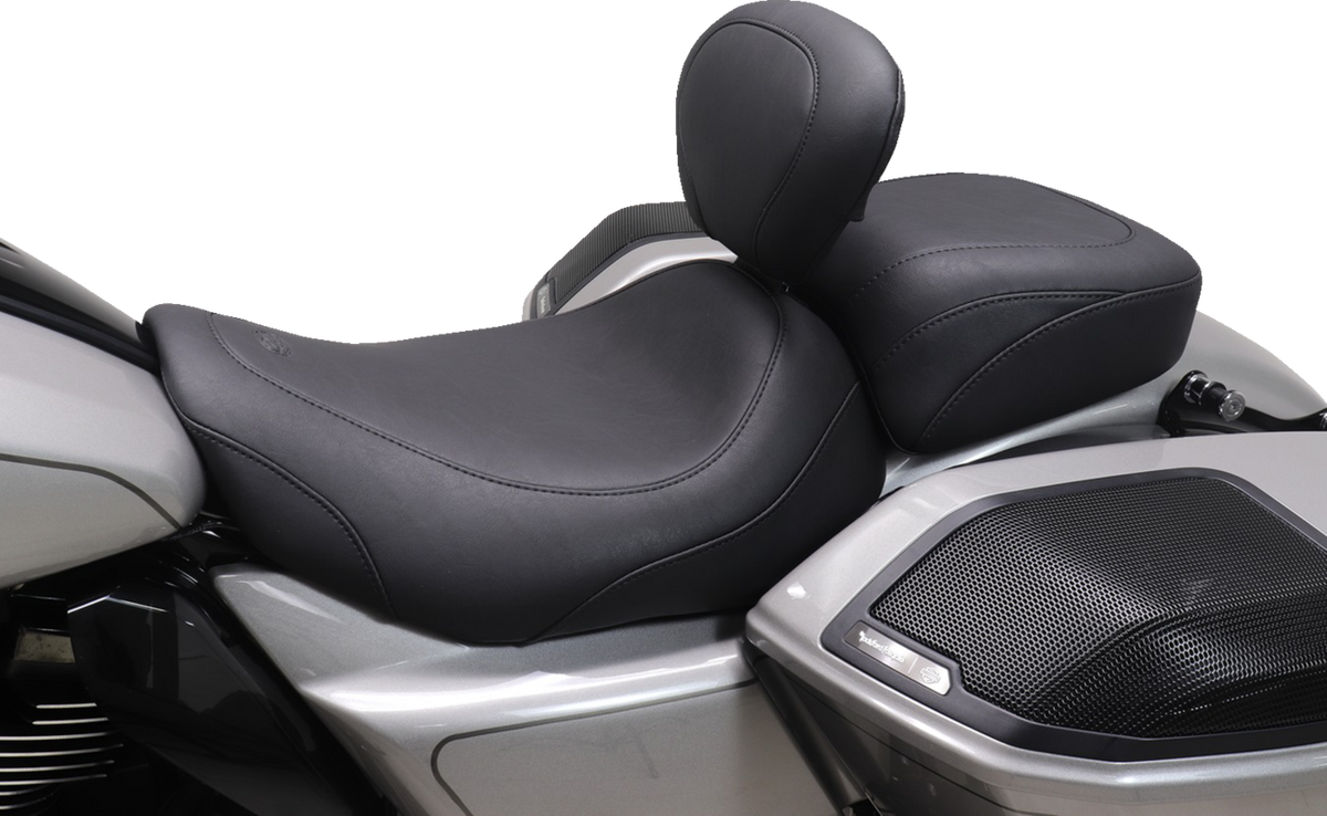 Mustang Wide Tripper™ Seat