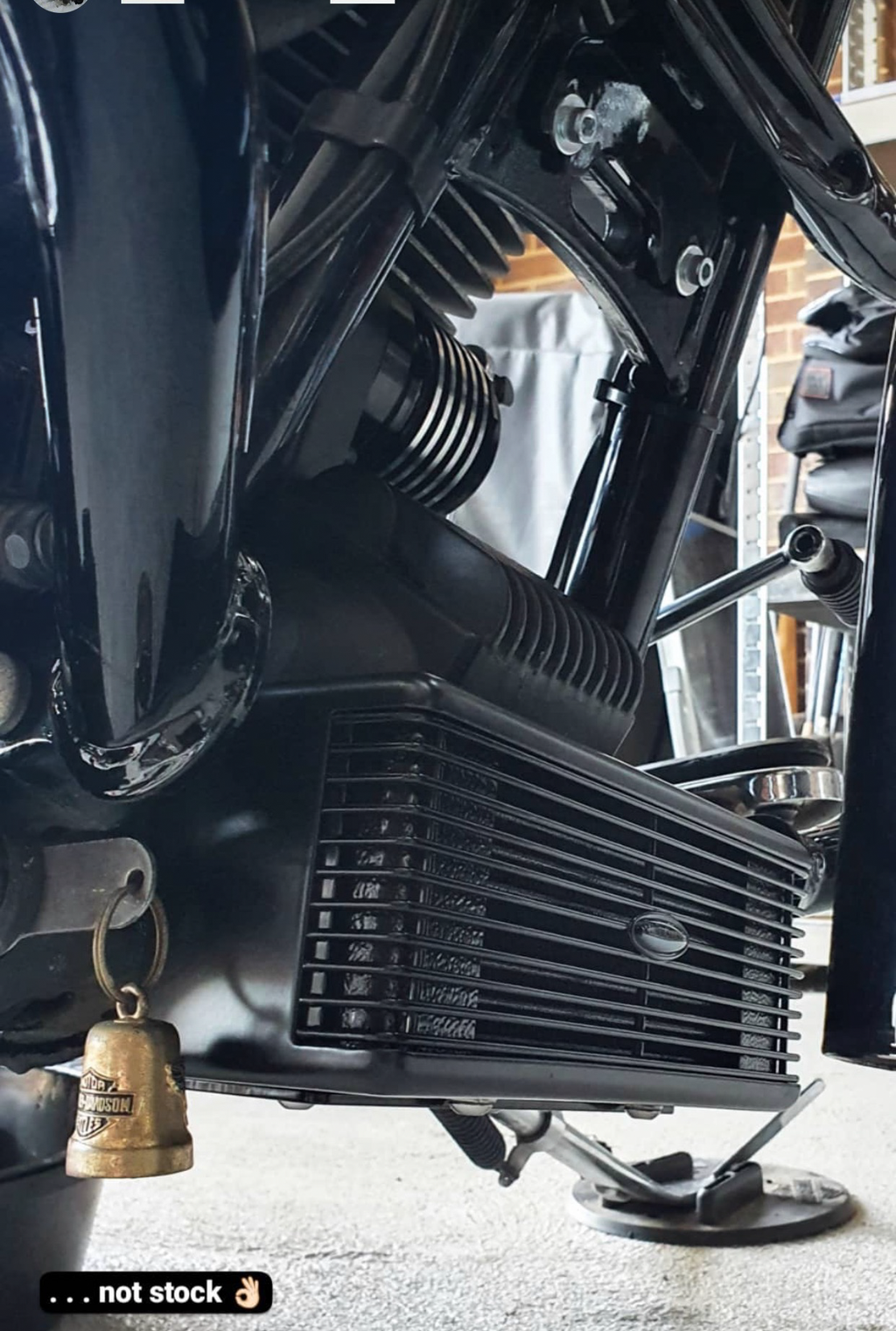 Ultracool TC Front Mount Oil Cooler for Harley-Davidson FLHR Road King / FLHRC Road King Classic & More