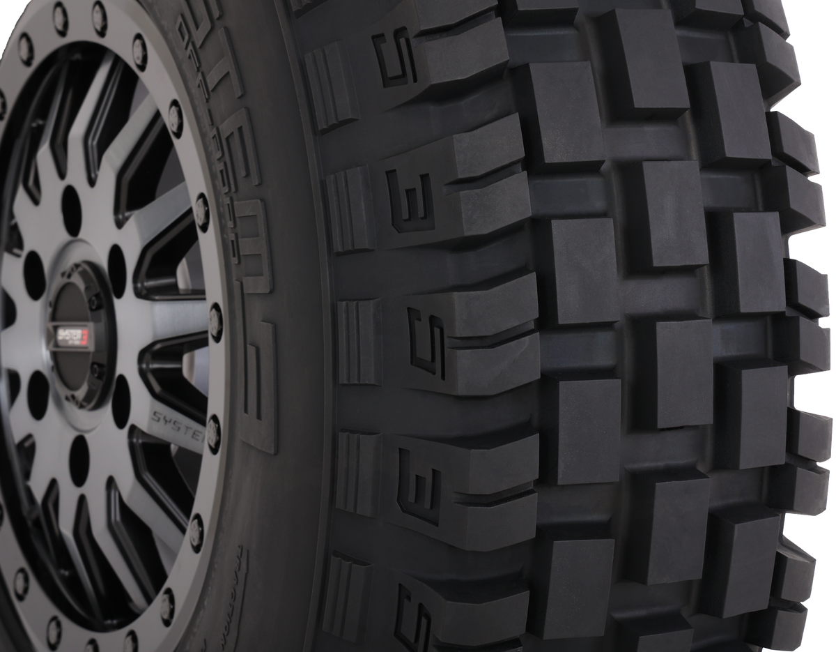 System 3 TIRE RX600 32X10R-15 S3-1565
