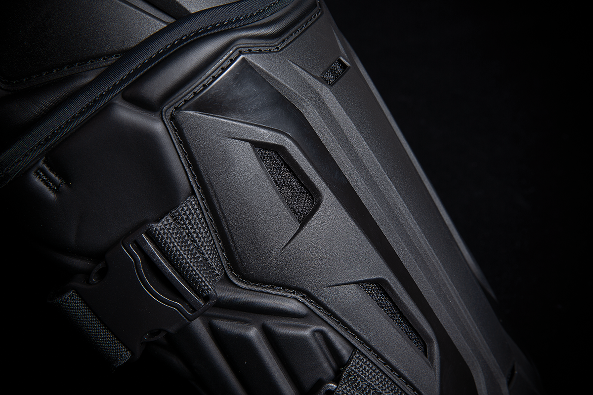 Icon Field Armor 3™ Knees