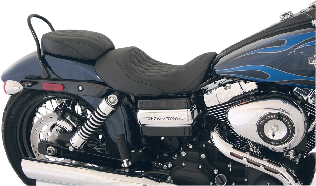 Mustang Wide Tripper™ Seat