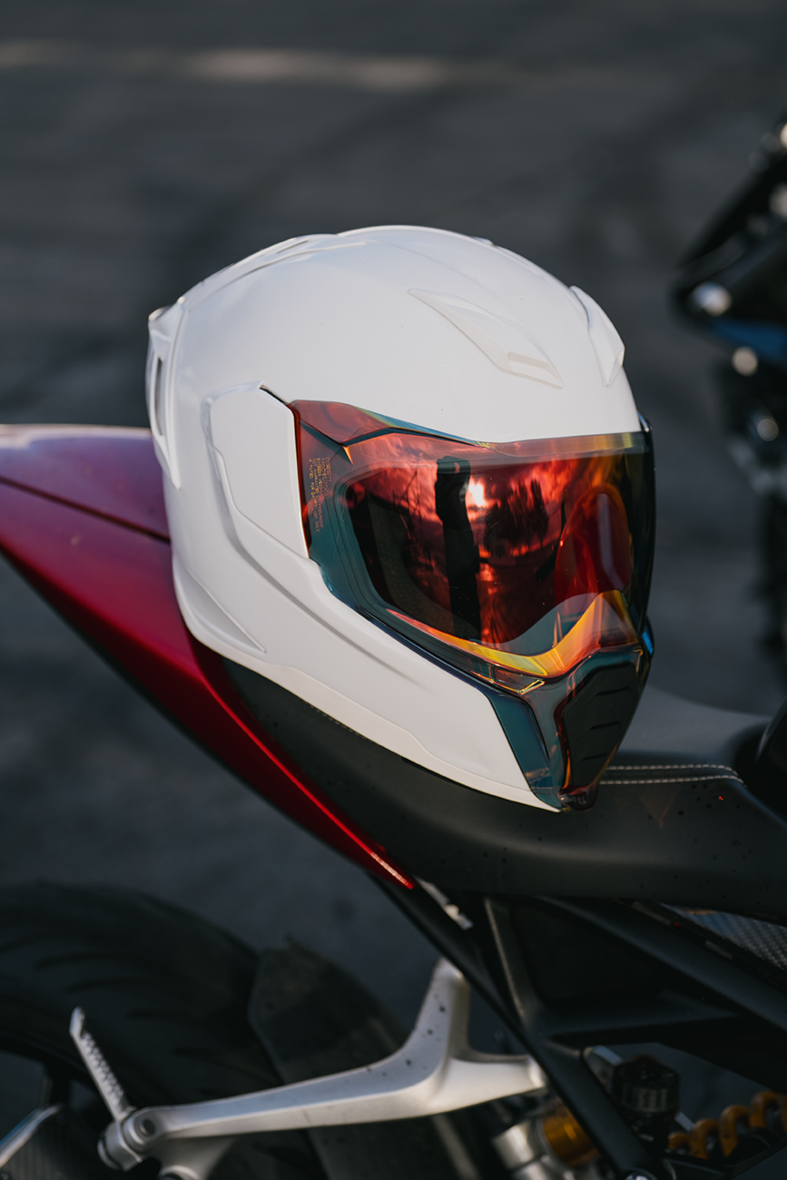 Icon Ultraflite™ Solid MIPS® Helmet