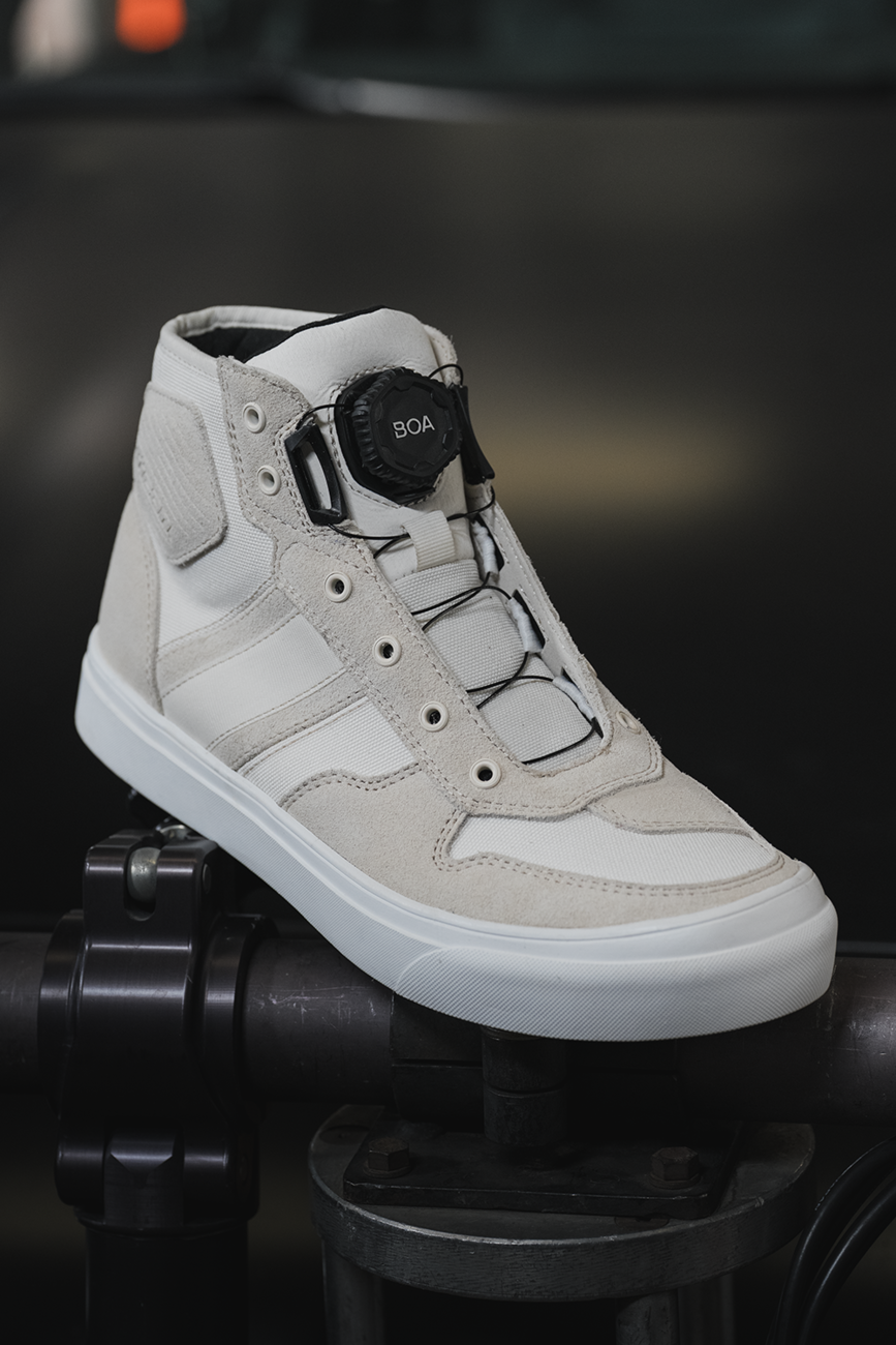 Icon Dog Days Boots