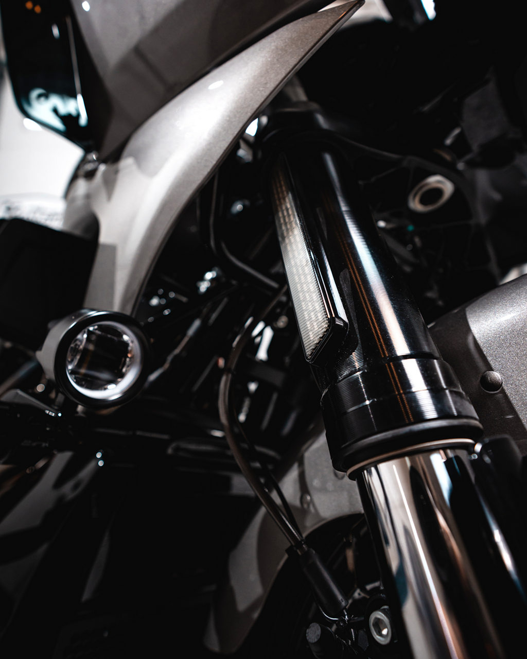Custom Dynamics LED Front Fork Lightz™