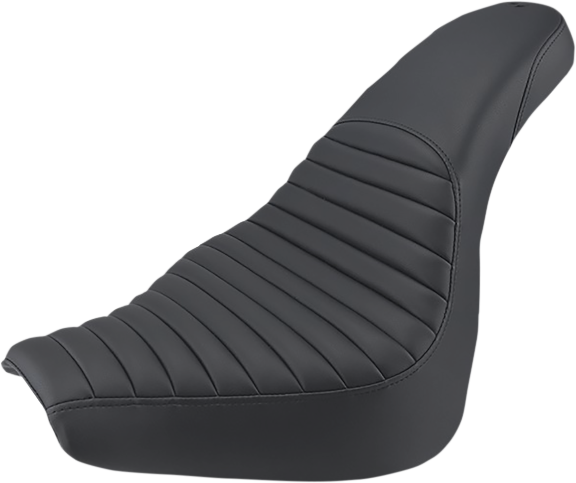Saddlemen Profiler™ Tuck-N-Roll Seat