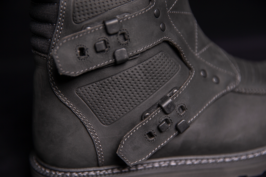 Icon Elsinore 2™ Boots