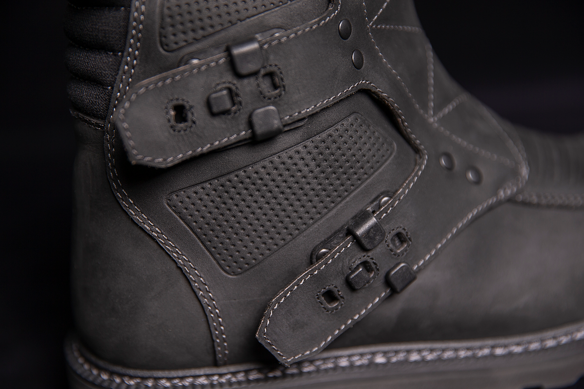 Icon Elsinore 2™ Boots
